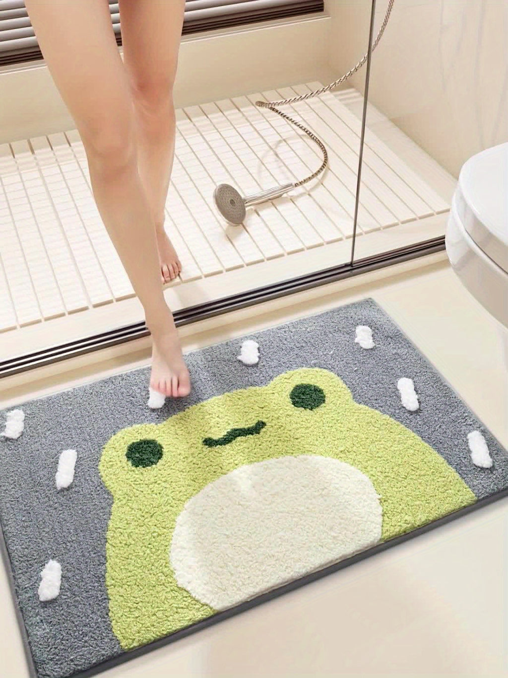 1pc DAJIANG Non-Slip Bath Rug Mat with Cute Frog - Soft Absorbent Thick Bath Mat Suitable for Bathroom Floor, Shower, Bathtub - Machine Washable Christmas Gift ()